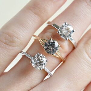 White Sapphire vs Diamond: Value, Brilliance, and Durability Compared